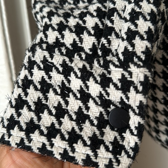 Jacket - Picture 4 of 5